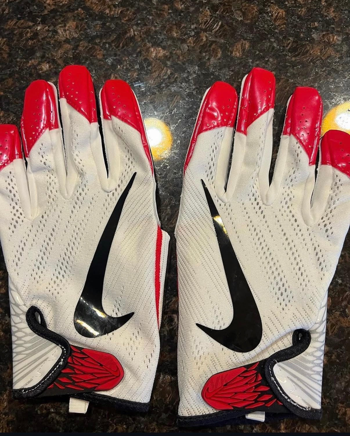 GEORGIA GLOVES